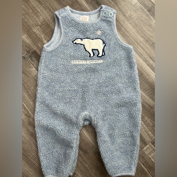 3-6 months overalls BabyGap - Picture 1 of 3
